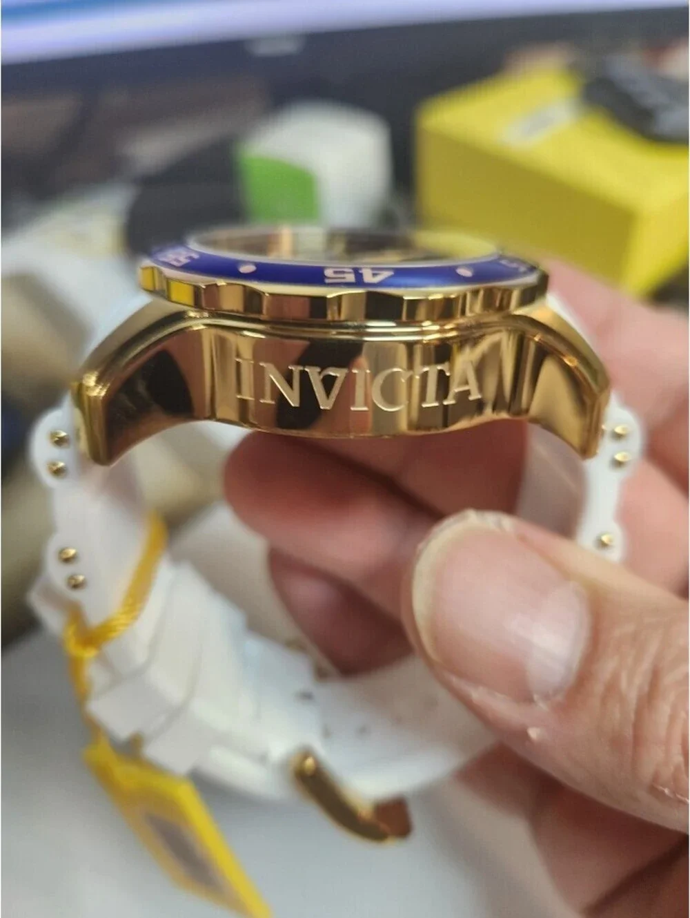 Invicta Pro Diver SCUBA Men's Watch - 48mm. Gold, White (20288)